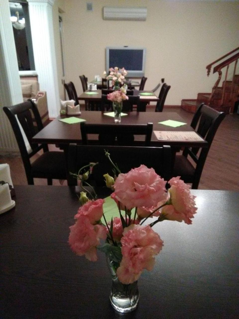 Gem Hostel Yerevan Bagian luar foto