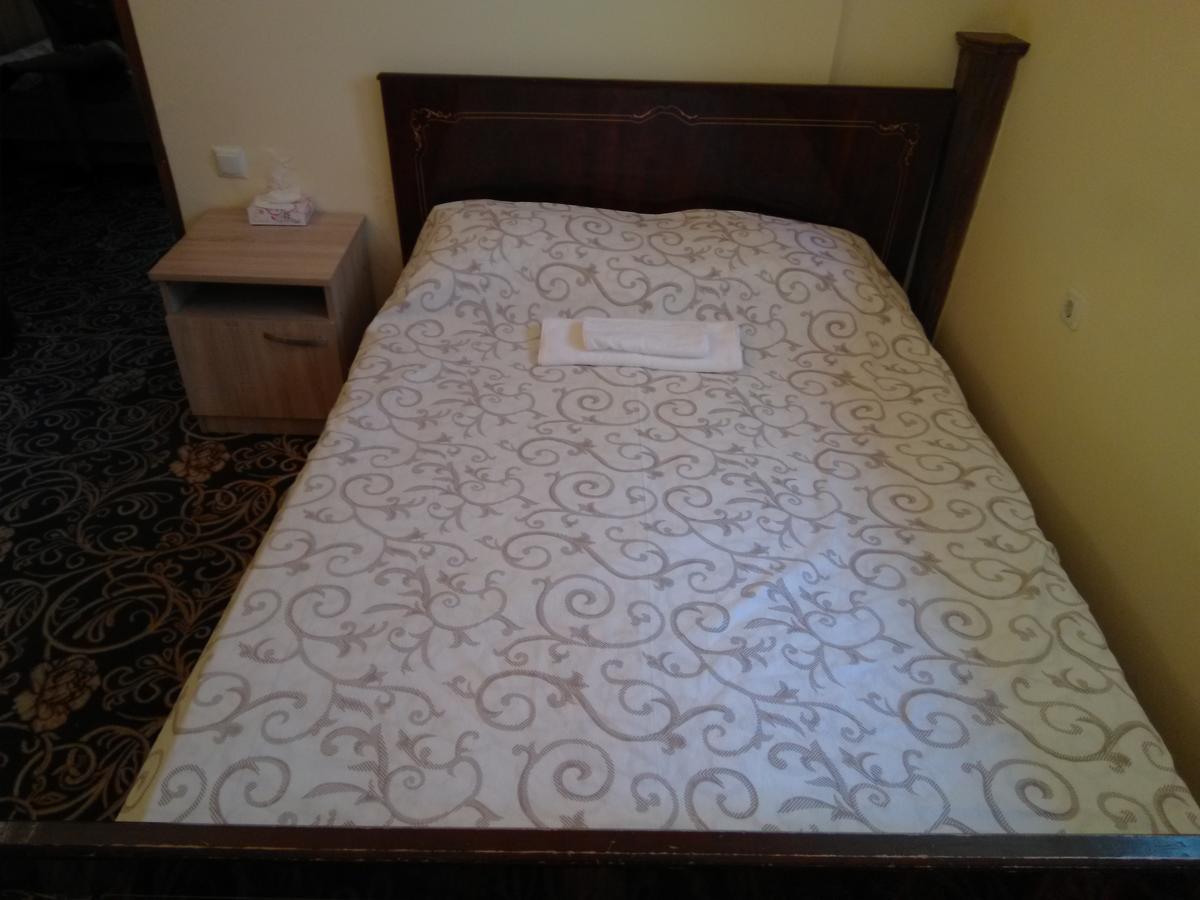 Gem Hostel Yerevan Bagian luar foto
